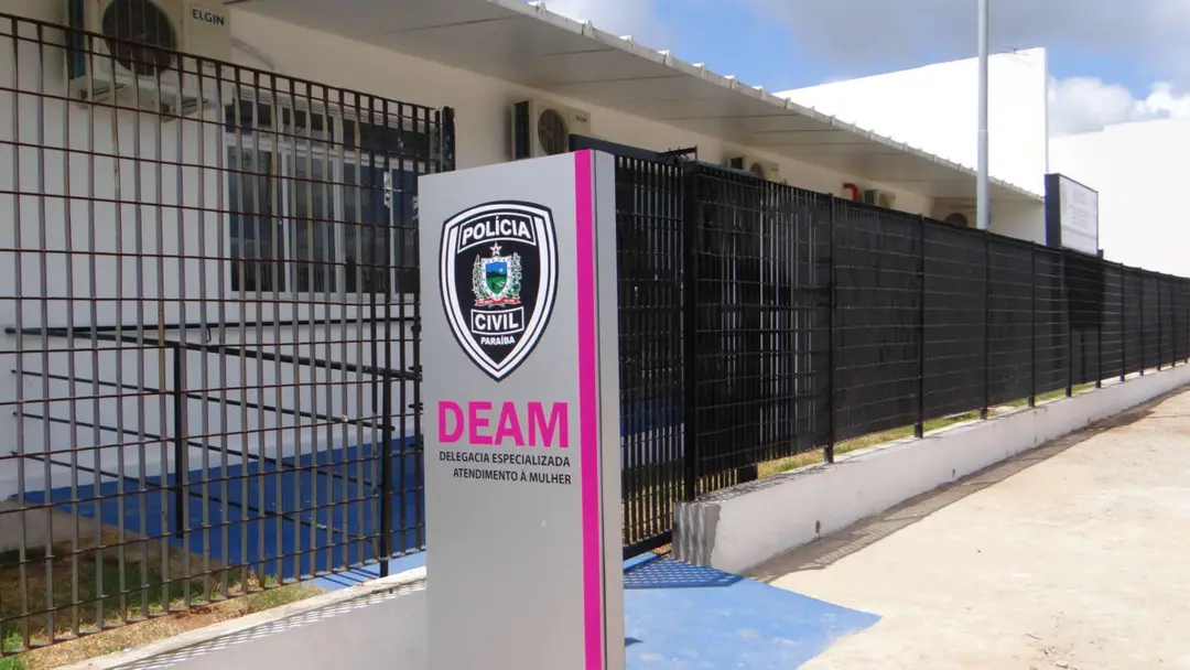 Homem é preso em João Pessoa suspeito de ameaçar e divulgar fotos íntimas da ex