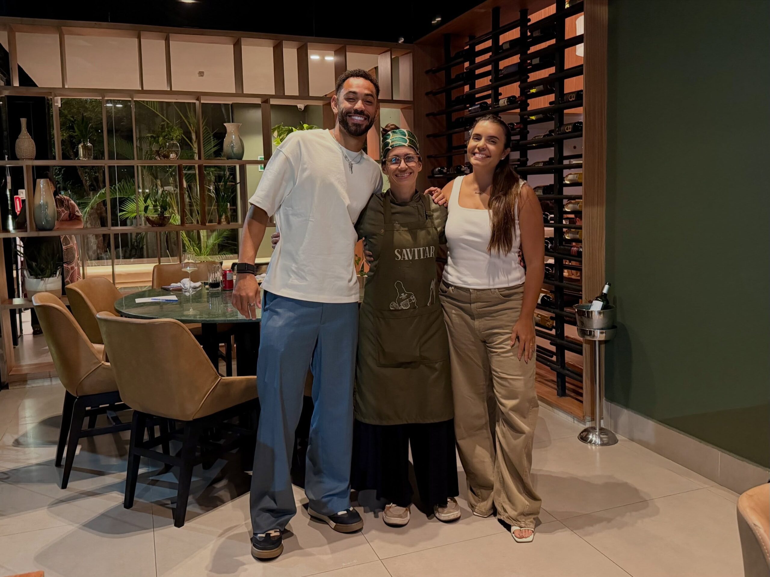 Após eliminação na Copa, Matheus Cunha retorna à Paraíba e é visto em restaurante em João Pessoa Após eliminação na Copa, Matheus Cunha retorna à Paraíba e é visto em restaurante em João Pessoa
