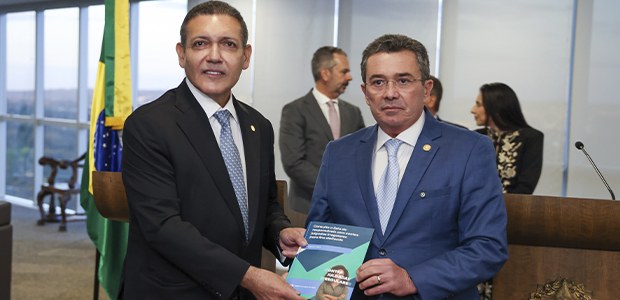 TSE recebe lista de gestores públicos com contas julgadas irregulares nos últimos oito anos