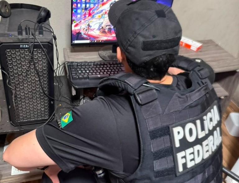 PF cumpre mandado contra investigado por armazenar imagens de abuso sexual infantojuvenil em Sousa
