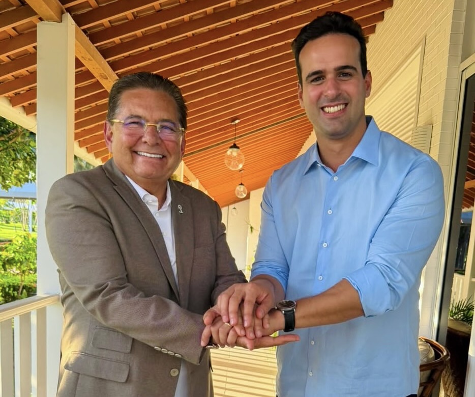Adriano Galdino retoma diálogo com Lucas e confirma candidatura à presidência da ALPB no segundo biênio
