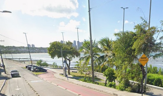 Ataque a tiros deixa um morto e um ferido na Praia de Cabo Branco