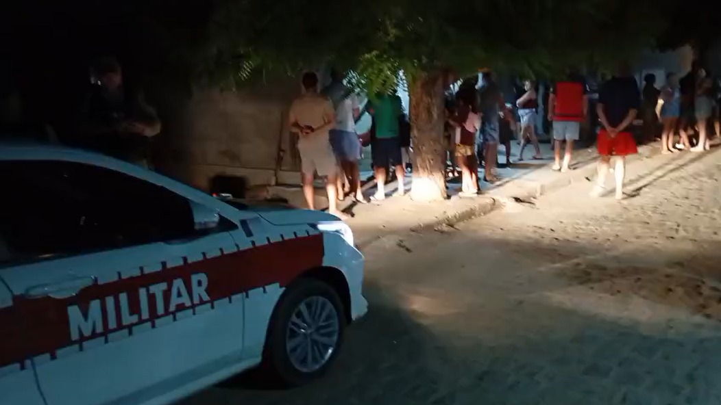 Homem tem casa invadida e é morto a tiros em São Bento