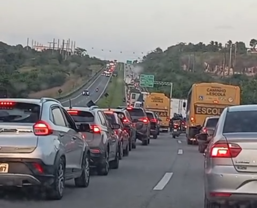 Homem fica gravemente ferido em acidente na BR-230, em Santa Rita