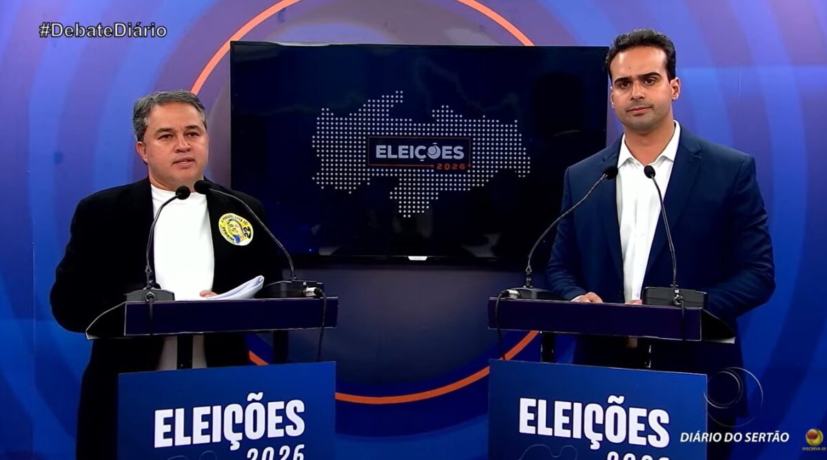 Efraim diz que Estado não investiu em água no Sertão e Lucas rebate: "ele esquece que esteve em 12 anos desse governo"