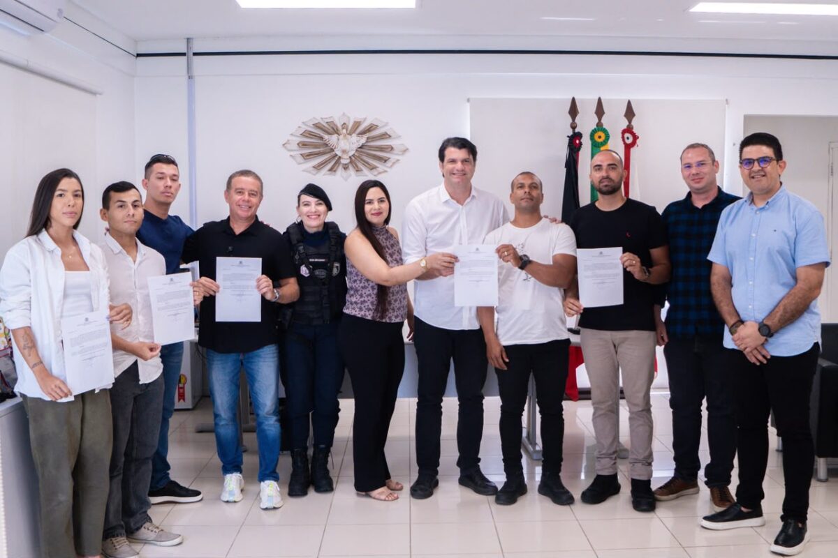 Leo Bezerra nomeia mais 51 guardas-civis e criação de núcleos especializados em João Pessoa