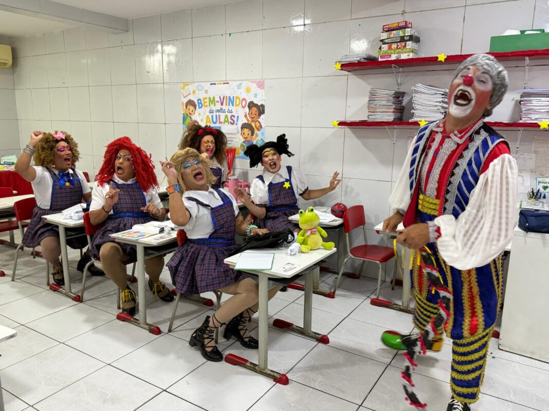 Pastoril leva 'Escolinha Profana, Prova Final' ao Teatro Paulo Pontes