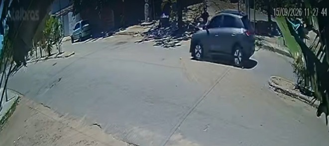 Colisão entre carro e moto deixa motociclista ferido em João Pessoa