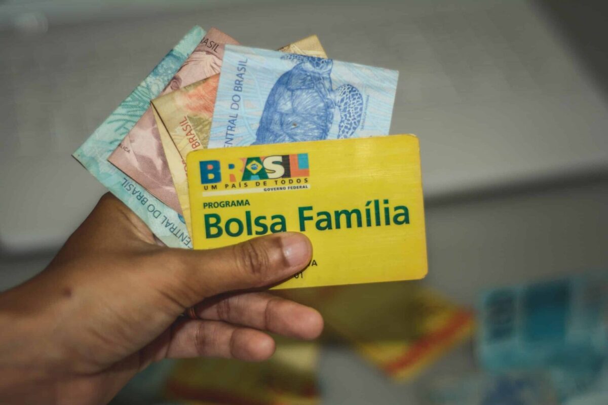 Lula anuncia reajuste no valor do Bolsa Família