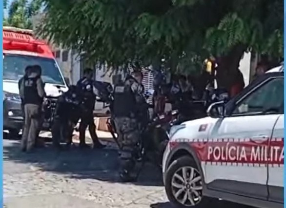 Bebê recém-nascido é morto a golpes de faca em Patos; pai e mãe são presos